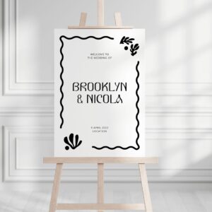 Beach Theme Wedding Welcome Sign, Mr and Mrs Sign